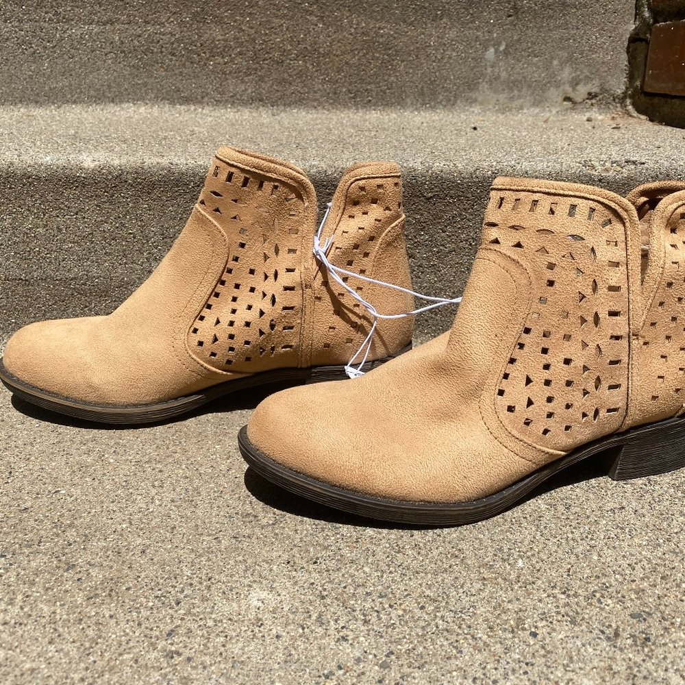 Charming Charlie tan booties new with tags